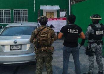Autoridades aseguran drogas en cuatro cateos y detienen a dos personas por narcomenudeo
