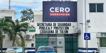 De baja policía ebrio en Tulum