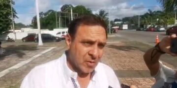 Gobierno del Estado y CFE alistan plan para atender apagones en 25 comunidades rurales.