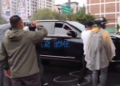 Asamblea Antimundialista vandaliza camioneta de Cuauhtémoc Blanco cuando se dirigía al México vs Inglaterra