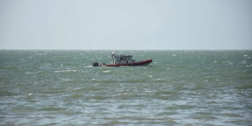 Denuncian mancha de hidrocarburo en la costa de Campeche