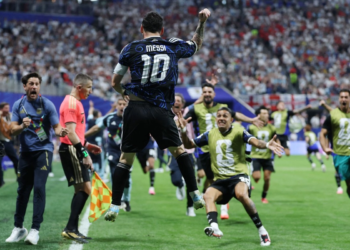 Argentina logra remontada historia (2-1) y consigue su pase a la final del mundial