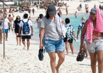 Turismo internacional cae 18.4 % a nivel nacional