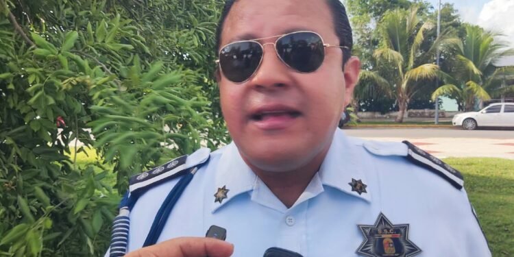 Retiran autos “maceta” en Chetumal