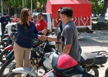 Devuelve Mara Lezama en Chetumal nueve vehículos robados;