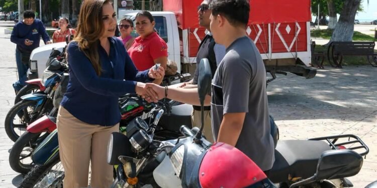 Devuelve Mara Lezama en Chetumal nueve vehículos robados;