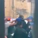 Arrestan a ciudadano por tapar bache en la CDMX