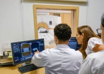 Amplía Mara Lezama los servicios contra el cáncer