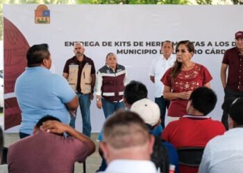Responde Mara Lezama a delegadas y delegados de Lázaro Cárdenas