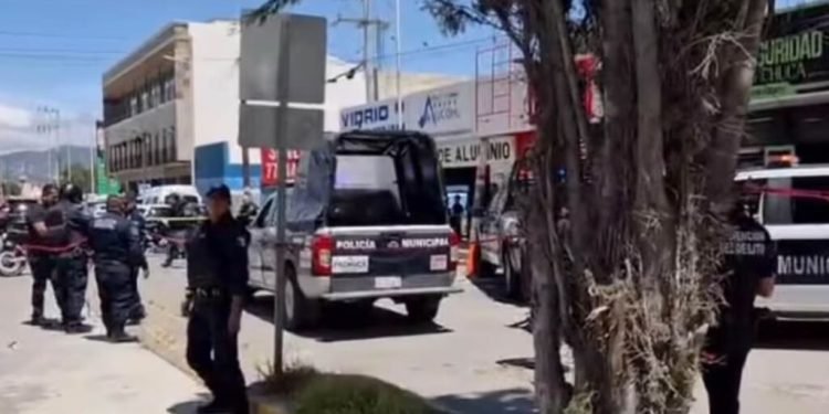 Ataque armado en Pachuca deja un muerto; detienen a dos sospechosos tras huir en una carroza