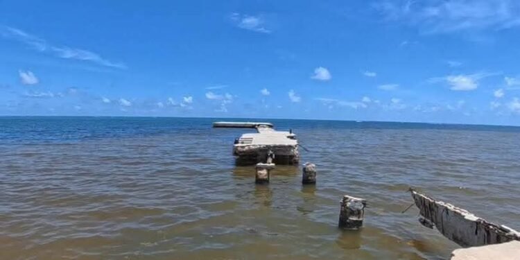 Xcalak lleva casi 20 años sufriendo