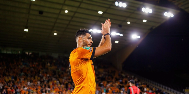 Raúl Jiménez anota su primer gol en esta temporada con el Wolverhampton