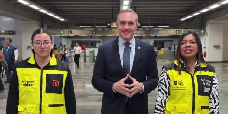 Metro fortalece la cooperación internacional en salud mental con el Metro de Santiago de Chile