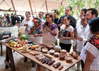 Presenta Mara Lezama nueva ruta gastronómica por el Caribe Mexicano, en el que Quintana Roo lleva sus aromas y sabores