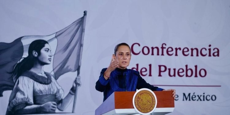 Sheinbaum minimiza choque arancelario EU-Canadá y ve acuerdo cercano para México