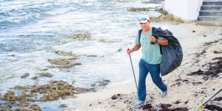 Suman la FPMC y comunidad esfuerzos por la conservación de las costas de Cozumel