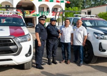 HISTÓRICA ENTREGA DE VEHÍCULOS DE SEGURIDAD EN JOSÉ MARÍA MORELOS: