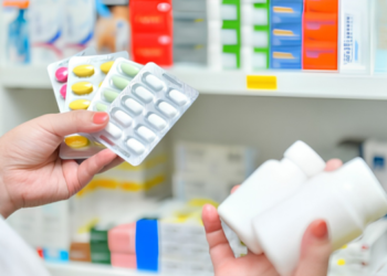 Cofepris emite alerta sanitaria por la falsificación y adulteración de cuatro medicamentos en México