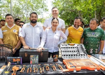 Estefanía Mercado fortalece el mantenimiento de espacios deportivos en Playa del Carmen