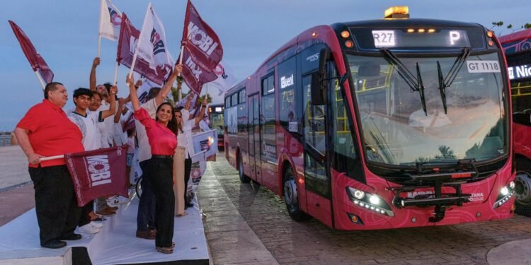 Pone en marcha Mara Lezama ruta 27 del sistema de transporte MOBI y transforma la movilidad en Cancún