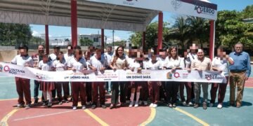 Entrega Mara Lezama nuevo domo de secundaria técnica “8 de Octubre”, en Cancún