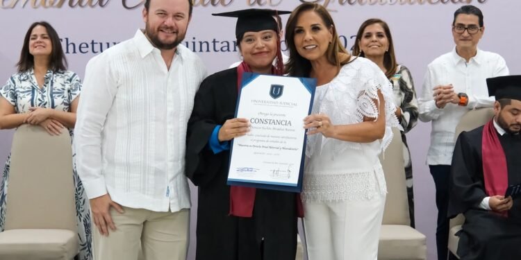 Preside Mara Lezama graduación de la Maestría en Derecho Penal Adversarial y Neuroderecho, y de la Especialidad en Litigación Civil y Familiar de la Universidad Judicial