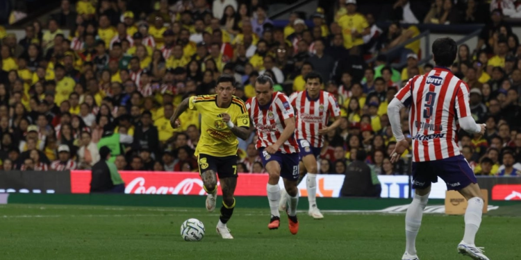 América le roba el empate a Chivas en el clásico nacional