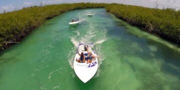 Otra marina en Laguna Nichupté