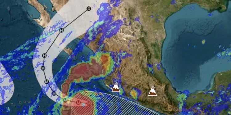 Baja California Sur activa protocolos de emergencia ante la aproximación del huracán Polo