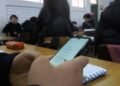 Plantean en el Congreso de la CDMX prohibir el uso de celulares en escuelas
