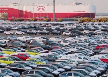 Arancel de 50% pega a autos chinos: México importa 71 mil menos en semestre