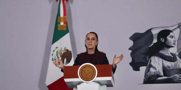 Sheinbaum: se busca frenar huachicol y evasión con trazabilidad al IEPS de combustibles