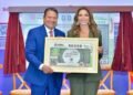 Lotería Nacional devela billete conmemorativo por el primer aniversario del Órgano de Administración Judicial