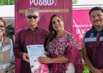 Atiende Mara Lezama en Calderitas, Othón P. Blanco, demandas de más de mil personas con apoyos y trámites resueltos