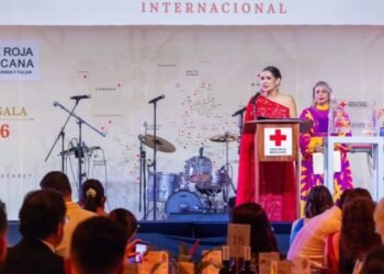 Estefanía Mercado suma esfuerzos con la Cruz Roja Mexicana para fortalecer su labor humanitaria