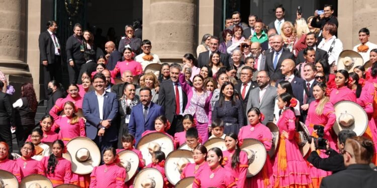 Ante el Congreso Clara Brugada anuncia Cuatro Iniciativas de Ley