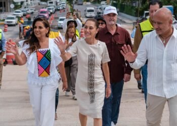 Supervisan Claudia Sheinbaum y Mara Lezama obras del distribuidor Kukulcán, conexión estratégica del Puente Nichupté