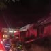 Investiga la FGE posible extorsión tras incendio que destruyó restaurante en la avenida Huayacán de Cancún