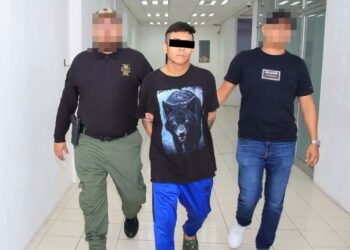 VIOLABA A BEBÉ DE 1 AÑO