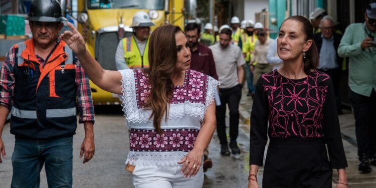 Claudia Sheinbaum supervisa hospitales y proyectos de salud en Chetumal acompañada de Mara Lezama