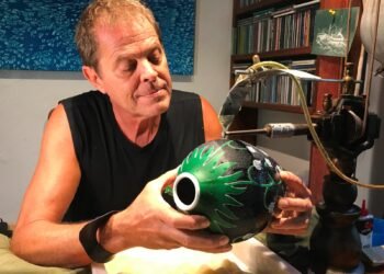 El Museo de la Isla presentará “La magia del camafeo en vidrio”, de Greg Dietrich