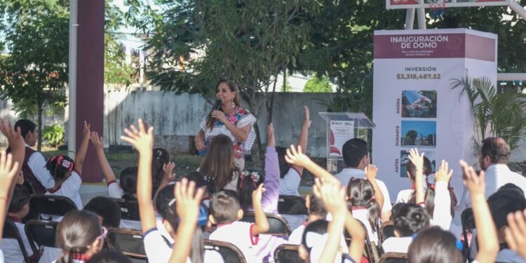 Entrega Mara Lezama un domo más en Cozumel, para beneficio de 730 estudiantes de primaria