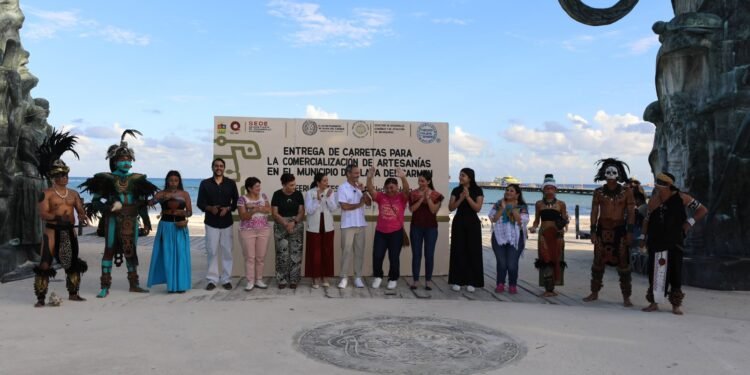 Fortalece SEDE la comercialización artesanal con nuevos puntos de venta en Playa del Carmen
