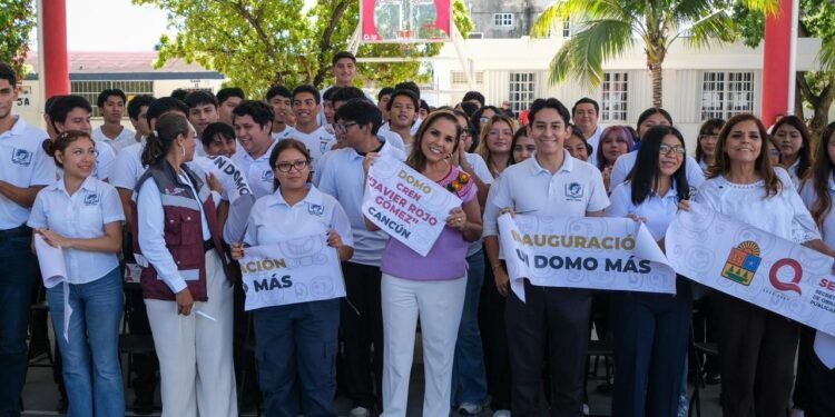 Entrega Mara Lezama nuevo domo a estudiantes del CREN Cancún y los exhorta a ser faros de esperanza para las nuevas generaciones