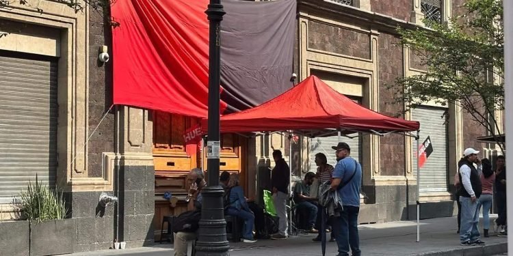 Fin a casi un año de huelga en Monte de Piedad: pagan 100% de salarios caídos