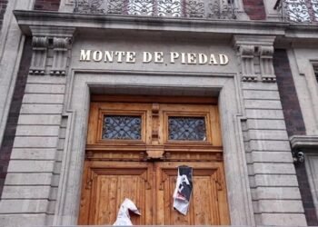Nacional Monte de Piedad reanuda operaciones en sus 300 sucursales tras un año de huelga