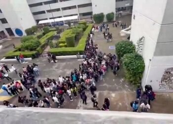 Alumnos de Prepa 1 acusan de pedófilo a director del plantel