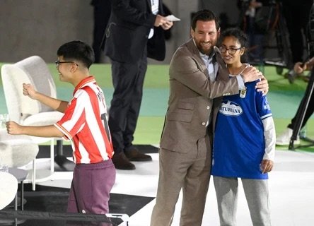 Messi desata locura en Oviedo antes de recibir este viernes el Princesa de Asturias de los Deportes 2026