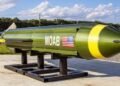 Donald Trump descarta uso de armas nucleares y tropas terrestres en Irán, pero contempla bomba MOAB